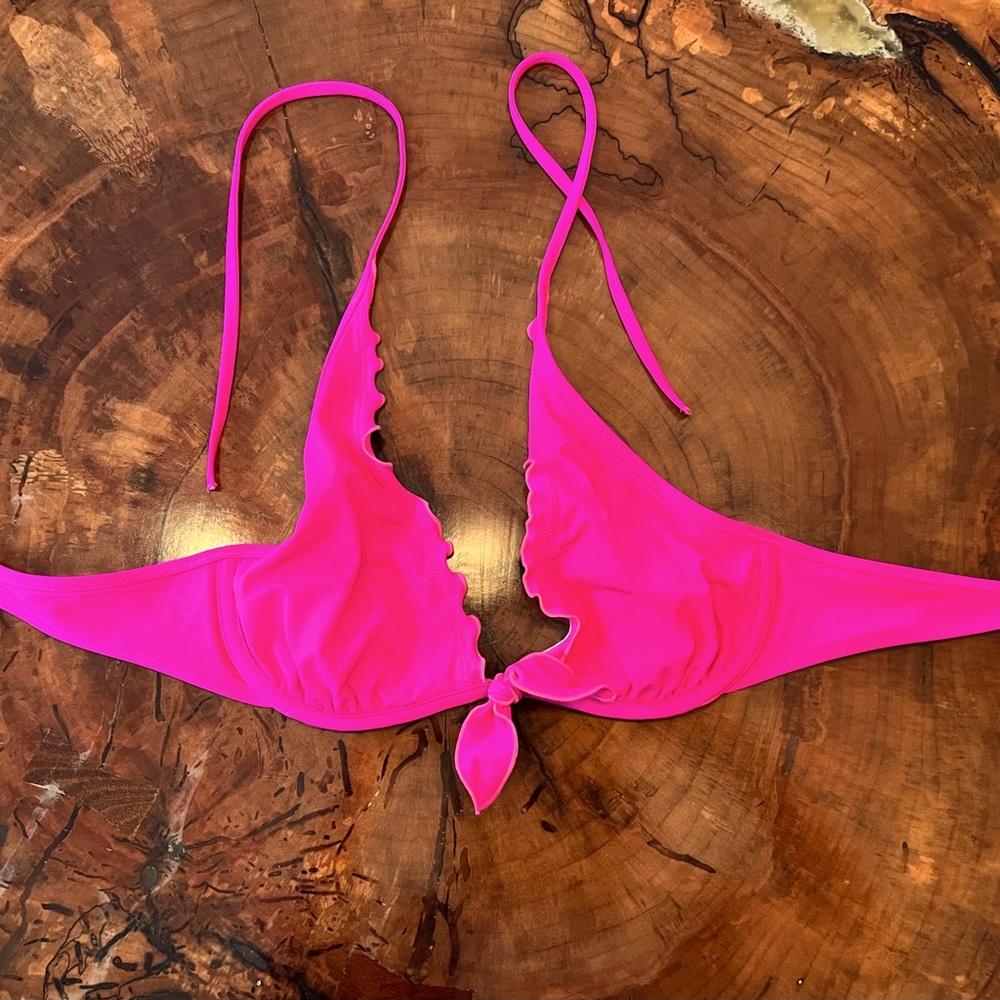 Victoria’s Secret The High Tie Halter Size 36B
